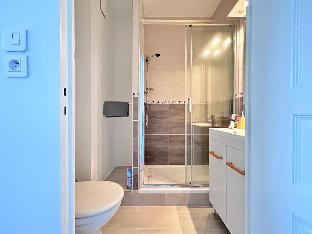 Studio Confortable Et Lumineux Proche Des Hopitaux - Hotel De Ville Beaumont Beaumont  Екстериор снимка